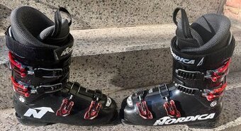 Lyžáky Nordica Dobermann GP70 260-265 / 308 mm