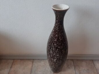 stará keramická váha