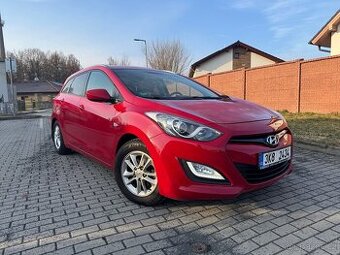 Hyundai i30 1.6 GDI 88 kw Combi — motor po GO— původ ČR
