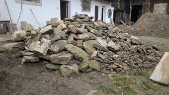 Kámen kameny kamení za odvoz