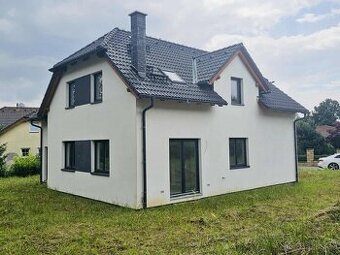 Pronájem rodinného domu 6+1, 183 m2
