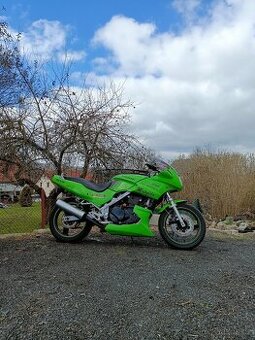 Kawasaki GPZ 500s