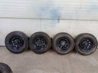 jimny zimní pneumatiky