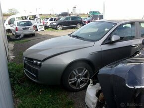 ALFA ROMEO 159 2.2 BENZÍN 2,4JTD