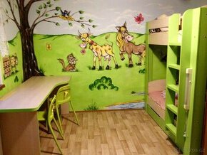 Dětský pokoj, patrová postel, stůl