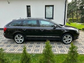 PRODÁNO Škoda Superb Combi 2.0TDI 4x4 Laurin & KLEMENT DPH