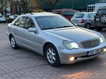 Mercedes Benz C220 2.2 CDI Automat