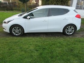 KIA CEED 1.6 crdi 94kw r.2014 nové v čr.naj.119 000km