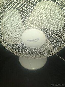 Stolní ventilátor