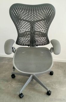 Kancelářská židle Herman Miller Mirra