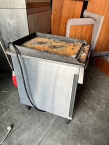 Grill elektricky