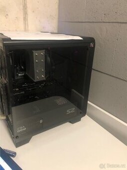 Herni pc + bohate prislusenstvi - 1