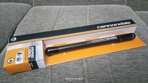 Cannondale pumpa na kolo, carbon