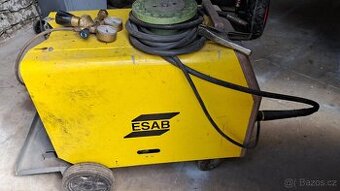 Svářečka, švédský výrobce, ESAB AB LKB 220 - 1