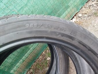 Pneu 265/45 r21
