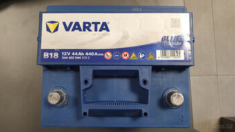 Autobaterie Varta Blue Dynamic 12V 44Ah , 440A , B18