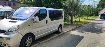 Opel Vivaro 2,5 TD 9 míst