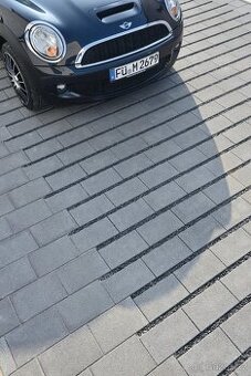 Nová dlažba Godelmann + betonová zídka Presbeton