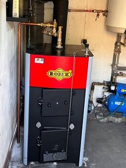 Prodám Kotel 1 sezónu provozu záruka 25kw