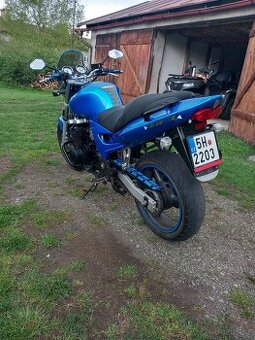 Kawasaki ZR7