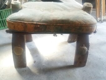 další retro nábytek