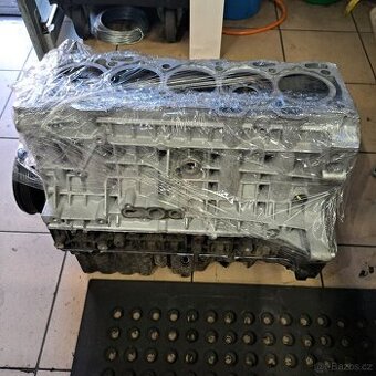 Volvo motor D5 - opravený blok motoru se zárukou