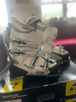 Damske sjezdove boty Fischer vel. 38