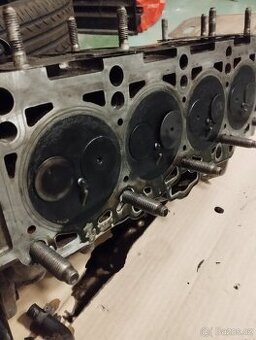 prodam hlavu motoru BMM 103 kw 8v