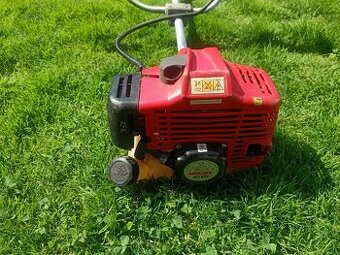 Křovinořez HECHT 142 BTS