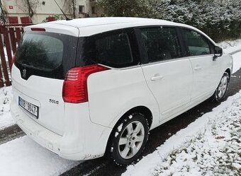 Peugeot 5008 2.0Hdi 110kw rok 2014