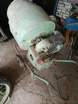 Stavební míchačka