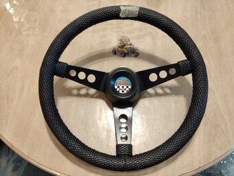 ŠK0DA 105-130-RAPID SPORT VOLANT KOLÍŇÁK