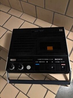 SONY. Kazetový magnetofon