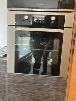 Vestavná trouba Concept