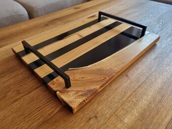 Podnos akát s černým epoxydem - 1