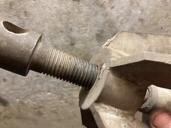 Nahradní díly Tatra 603