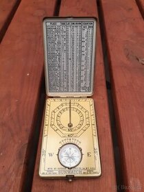 kapesní sluneční hodiny s kompasem