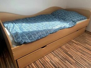 Dřevěná postel se šuplíkem 90x200 cm