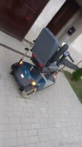 Prodám invalidni vozík Del 2 plně funkční zachovali stav