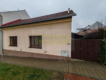 Exklusivní prodej - rodinný dům Napajedla - 1