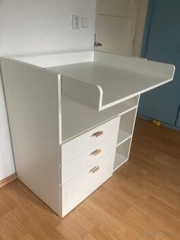 Přebalovací pult SMÅSTAD (IKEA)