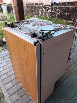 Ledniča Elektrolux do karavanu