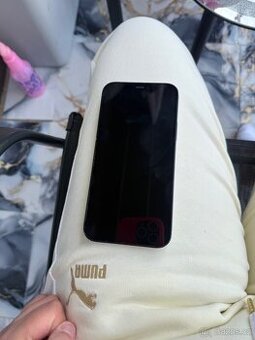 Iphone 12 - 1