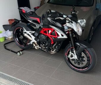 MV Agusta Brutale 800 r.v.2017