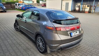 Honda civic 1.8 Sport