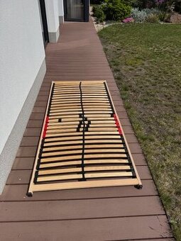 Rošt na postel