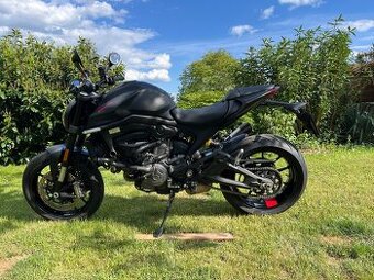Ducati Monster 937 - 1