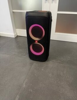 Párty reproduktor JBL 310 - 1