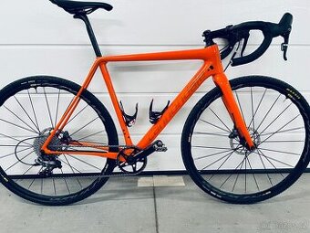 Ciklokroska Cannondale karbonová - 1