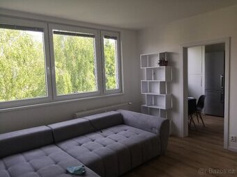 Pronájem bytu 3+1 64m2 Východ Uh. Hradiště